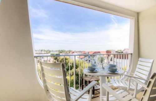 Saint-Palais-sur-Mer Apartment | Résidence de Saint Palais by Interhome