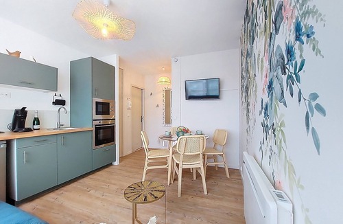 Saint-Palais-sur-Mer Apartment | Résidence de Saint Palais by Interhome