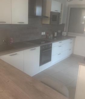 Ferney-Voltaire Apartment | Résidence inside