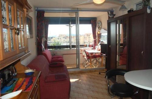 Leucate Apartment | Résidence Karukera - STUDIO 2 PERSONNES 3 couchages PORT LEUCATE MAE-6424