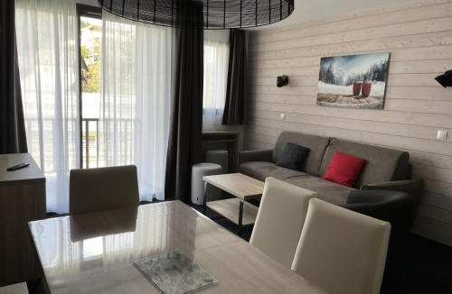 Eaux-Bonnes Apartment | Résidence Le Portillo - Piscine - Studio pour 6 Personnes MAE-5213