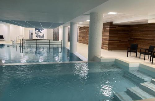 Eaux-Bonnes Apartment | Résidence Le Portillo - Piscine - 3 Pièces pour 10 Personnes MAE-4853