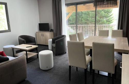 Eaux-Bonnes Apartment | Résidence Le Portillo - Piscine - 3 Pièces pour 8 Personnes MAE-4903