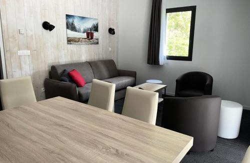 Eaux-Bonnes Apartment | Résidence Le Portillo - Piscine - 3 Pièces pour 8 Personnes MAE-4903