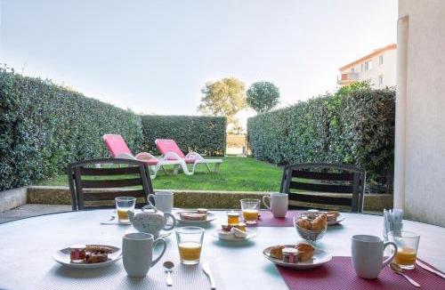 La Cote Radieuse Apartment | Résidence Les Flamants Roses
