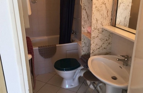 Allegre Les Fumades Apartment | Résidence Les Mûriers