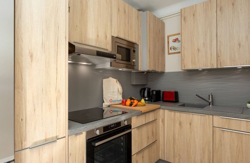 Lunel Apartment | Résidence les Roses by Interhome