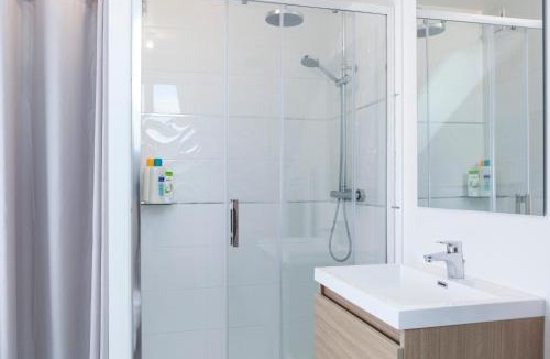 Laval Apartment | Résidence Maréchal Leclerc