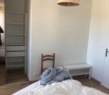 Saint-Malon-sur-Mel Apartment | Résidence Merlin Appartement Arthur