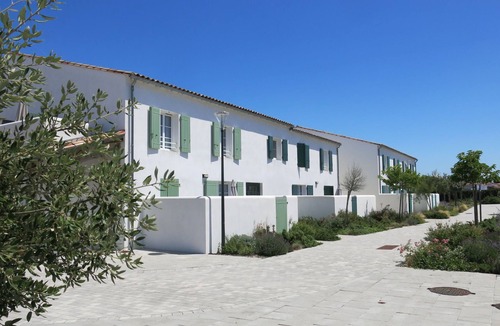 Rivedoux-Plage Apartment | Résidence Odalys Collection Rève d'Ile by Interhome