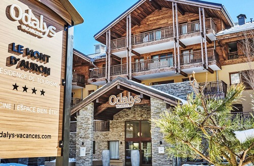 Saint-Etienne-de-Tinee Apartment | Résidence Odalys Le Mont d'Auron by Interhome