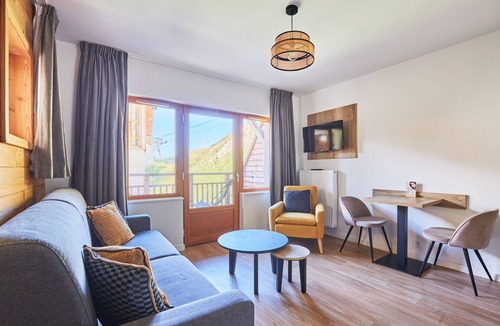 Orcieres-Merlette House | Résidence Odalys Rochebrune Les Cimes