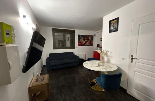 Neuilly-sur-Marne Apartment | Résidence P&C Charmant Studio à Neuilly-sur-Marne proche Paris
