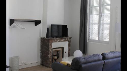 Rochefort Apartment | Résidence Pasteur - flyer