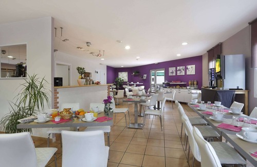 Merville Apartment | Résidence Résid'price ST2S