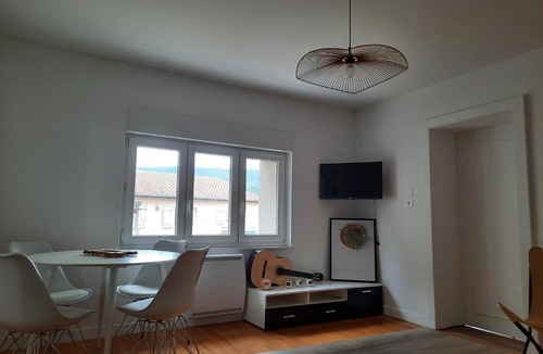 Ancy-Dornot Apartment | Résidence Romarin