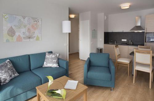Saint-James Apartment | Résidence Séniors Domitys Le Pupitre d'Or