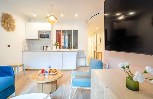 Old Town Apartment | Résidence Saint-Tropez FENIERS