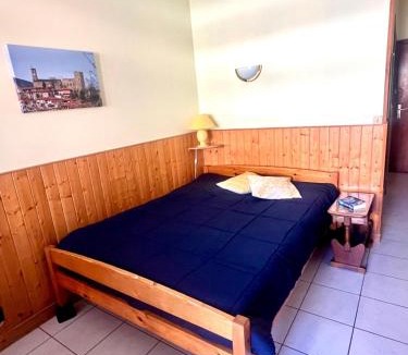 Vernet-les-Bains Apartment | Résidence thermale de Vernet-les-Bains - balcon, ascenseur, wifi, parking