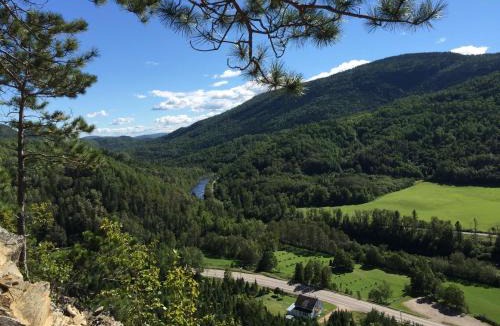 Petit-Saguenay Apartment | Résidence Touristique Les Bouleaux