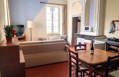 Bedarieux Apartment | Résidence Verdi