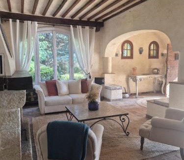 Berre-des-Alpes Villa | Résidence Villa Les Gerps