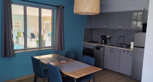 Hautvillers-Ouville House | Rêve Bleu