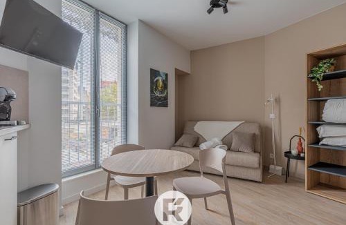 Quartier Chorier-Berriat Apartment | R'Apparts Le Palazzo