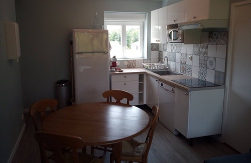 Challans Apartment | R & C - Room and Calm