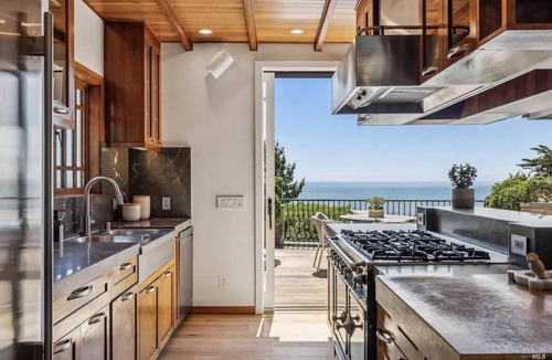 Mill Valley Villa | "R" House Beach Villa