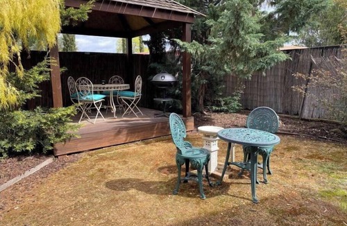 Maryborough Apartment | R&R Blue Diamond Luxury Studio Maryborough, Vic