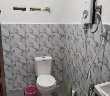 Wakaf Bharu House | R&R Homestay