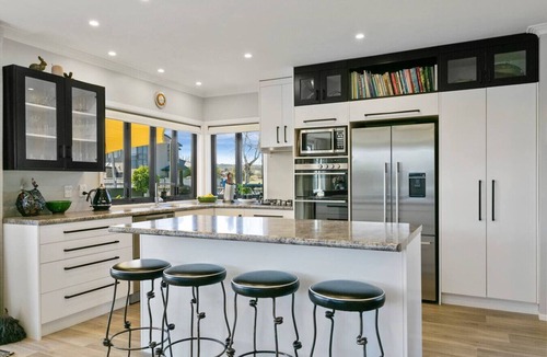 Rainbow Point House | R&R in Rainbow Point