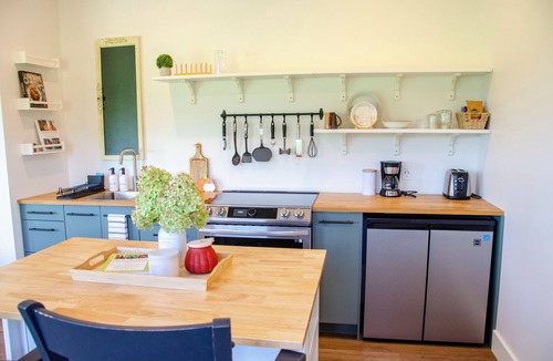 Tillsonburg House | R&R Retreat