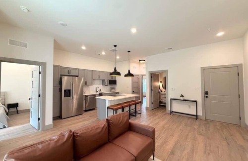 Parker Lane Condo | [R13] 2BD/2.5BA Condo. Brand New, Furnished & Work-Ready!