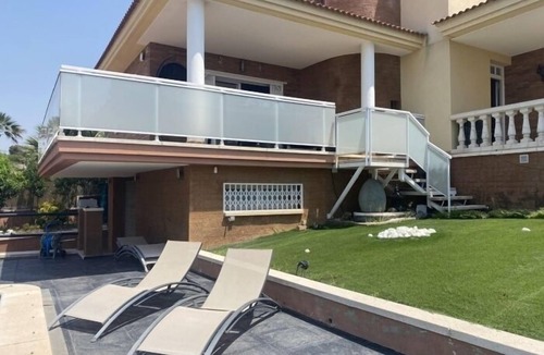 Segur de Calafell Villa | R134 Sunny Villa Calafell
