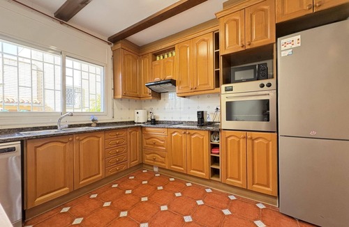 Cunit Villa | R163 Ideal Family Home with Pool