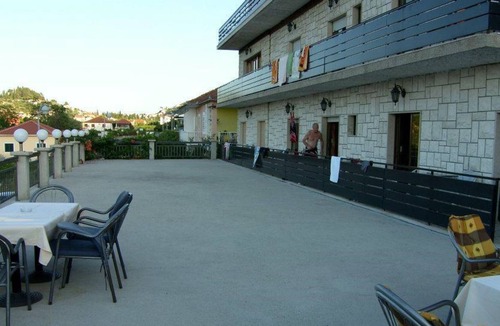 Trpanj Apartment | R5 - spacious room in hotel, 2 min to the beach