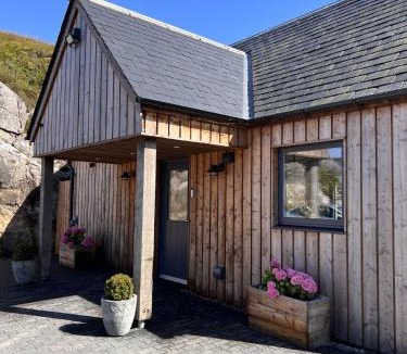 Mallaig House | Raasay Studio Lodge