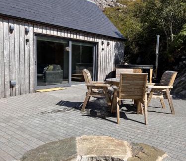 Mallaig House | Raasay Studio Lodge