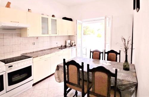 Palit House | Rab Paradise Villa -3 Bedrooms 3 Bathrooms