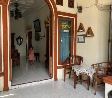 Padang House | Rabani House - Mentawai Tour Package, Airport Transport, Sumatra Local Touch,