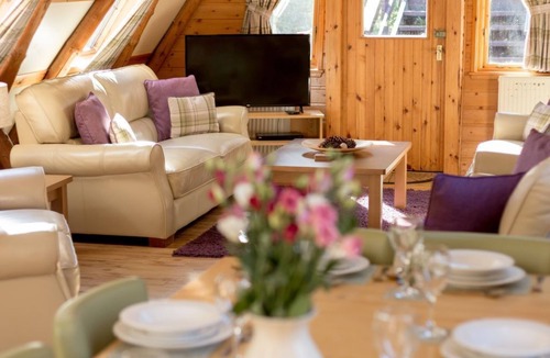 Maybole House | Rabbie Burns Lodge by Interhome