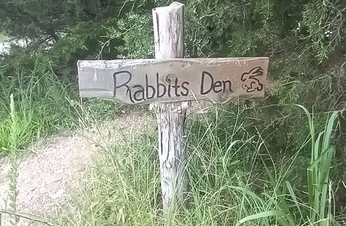 Elkland RV Rental | Rabbit's Den @B Berry Farms