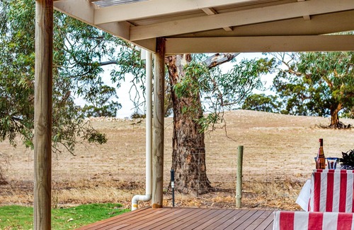 Tungkillo House | Rabbiter's Hut Adelaide Hills