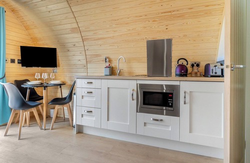 Nesscliffe Cottage | Rabbits Rest - UK46128