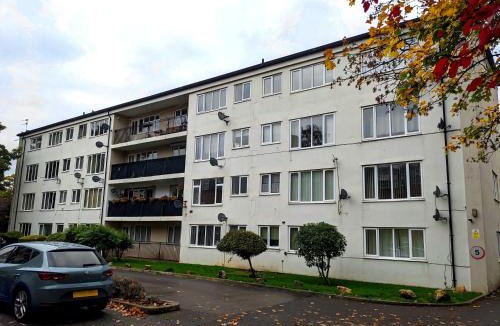 Doncaster Apartment | Racecourse Apartment