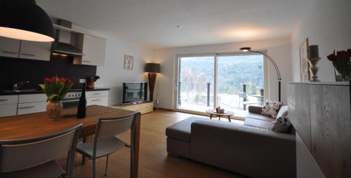 Engadin Scoul Apartment | Rachögna
