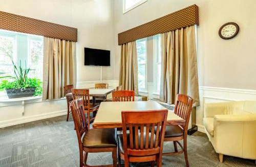 Radford Hotel | Radford Inn