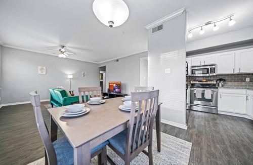 Fossil Creek Apartment | Radiant 2BR 2BA Apartment with Pool and Comfort